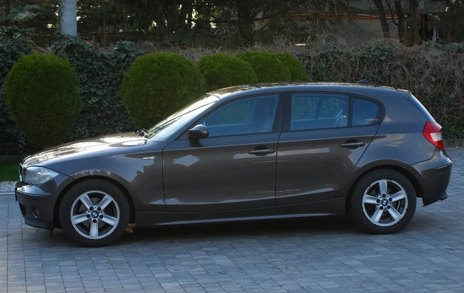 BMW Seria 1 cena 12500 przebieg: 232000, rok produkcji 2006 z Kalisz małe 379